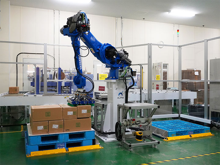ロボットパレタイズシステムを導入した事例